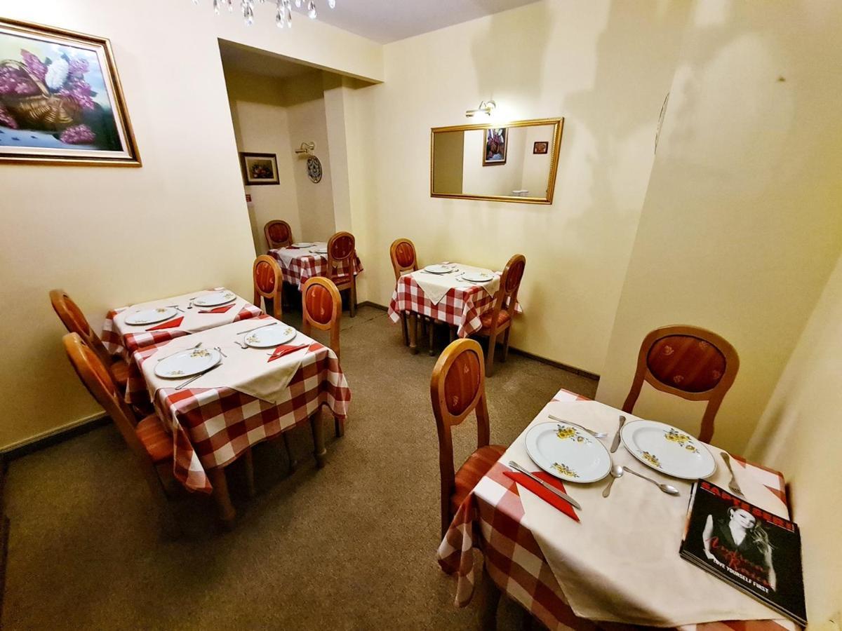 Hotel Horoscop Bukarest Eksteriør billede