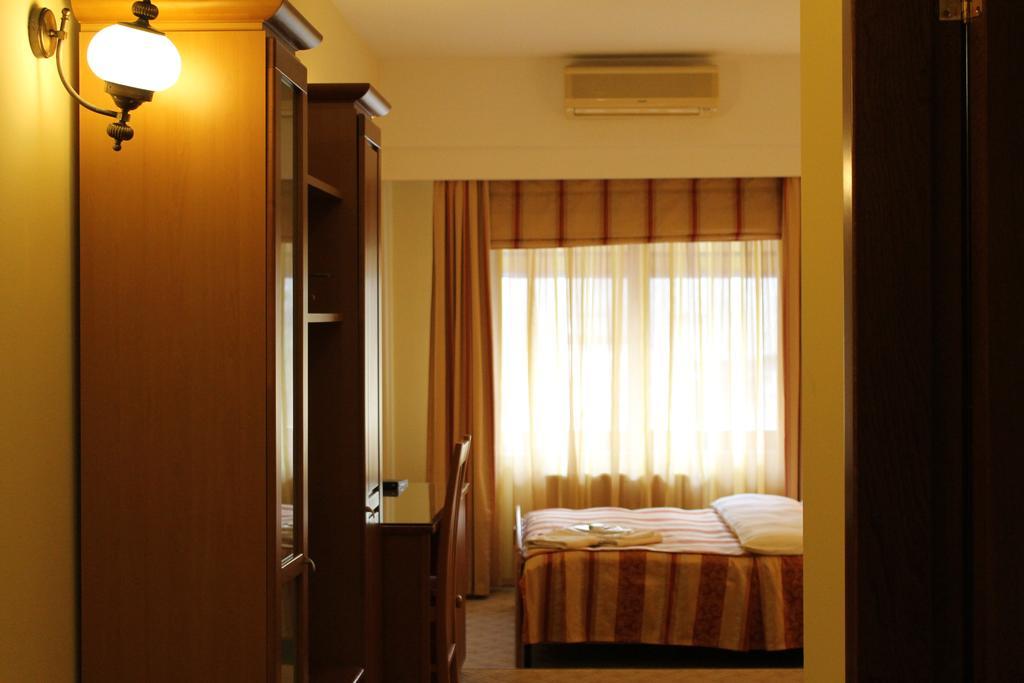 Hotel Horoscop Bukarest Eksteriør billede