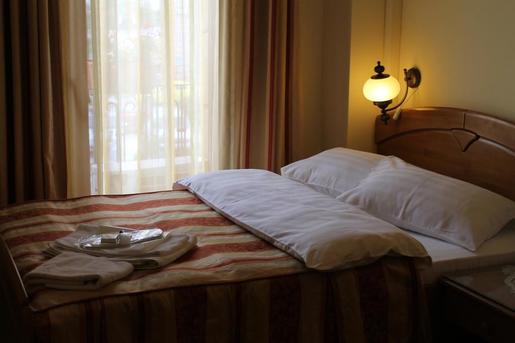 Hotel Horoscop Bukarest Eksteriør billede