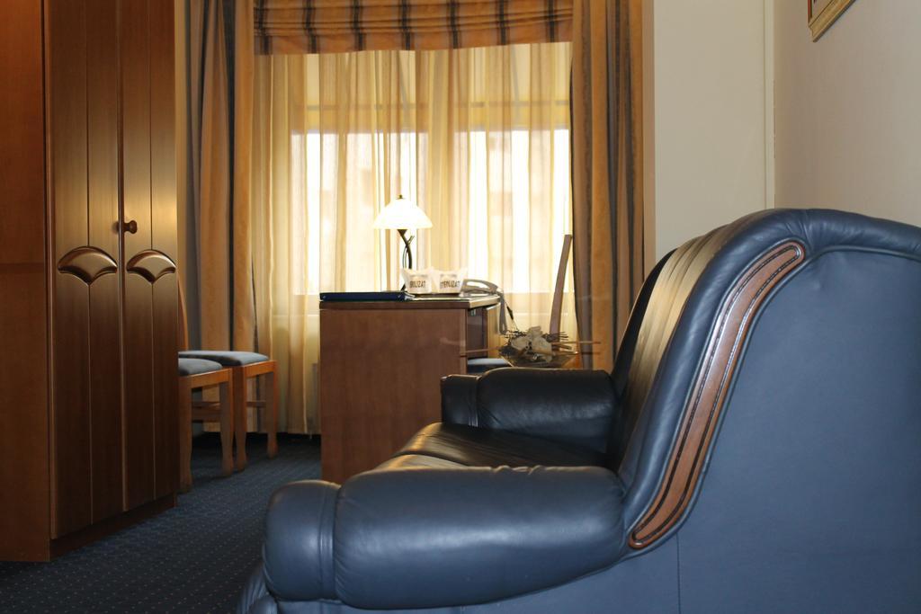 Hotel Horoscop Bukarest Eksteriør billede